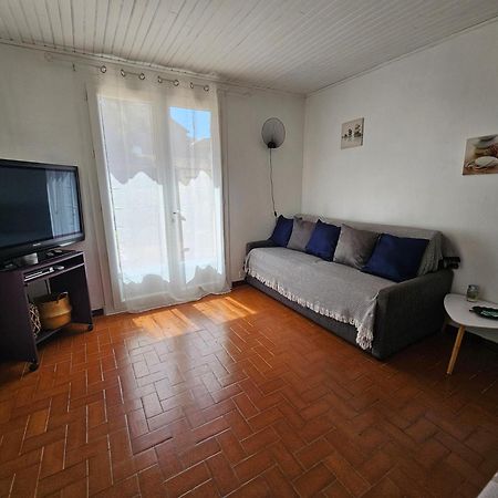 Апартаменти Location Saisonniere Coursan Екстер'єр фото